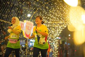 BIB: 50338, 
                            <button type="button" onclick="openModal(21750661)" class="btn btn-primary btn-sm float-right btn-popup" data-toggle="modal" data-target=".modal-high-quality">
                        <i class="fas fa-shopping-cart"></i> Add to Cart
                    </button>
                                            <button type="button" onclick="isThisMe(21750661, true)" class="btn btn-success btn-sm float-right btn-popup btn-isme hidden" data-toggle="tooltip" data-placement="bottom" title="นี่คือรูปของคุณใช่ไหม คลิกที่นี่เพื่อเอาเข้าอัลบั้ม">
                        <i class="fas fa-plus"></i> Add to album
                    </button>
                    <button type="button" onclick="isThisMe(21750661, false)" class="btn btn-warning btn-sm float-right btn-popup btn-isnotme hidden">
                        <i class="fas fa-ban"></i> Remove from album
                    </button>